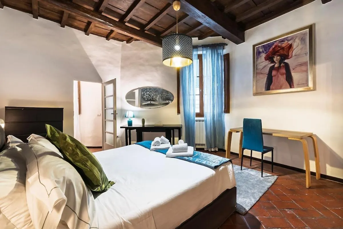 פירנצה Ponte Vecchio Sprone Deluxe Apartment 0*,
