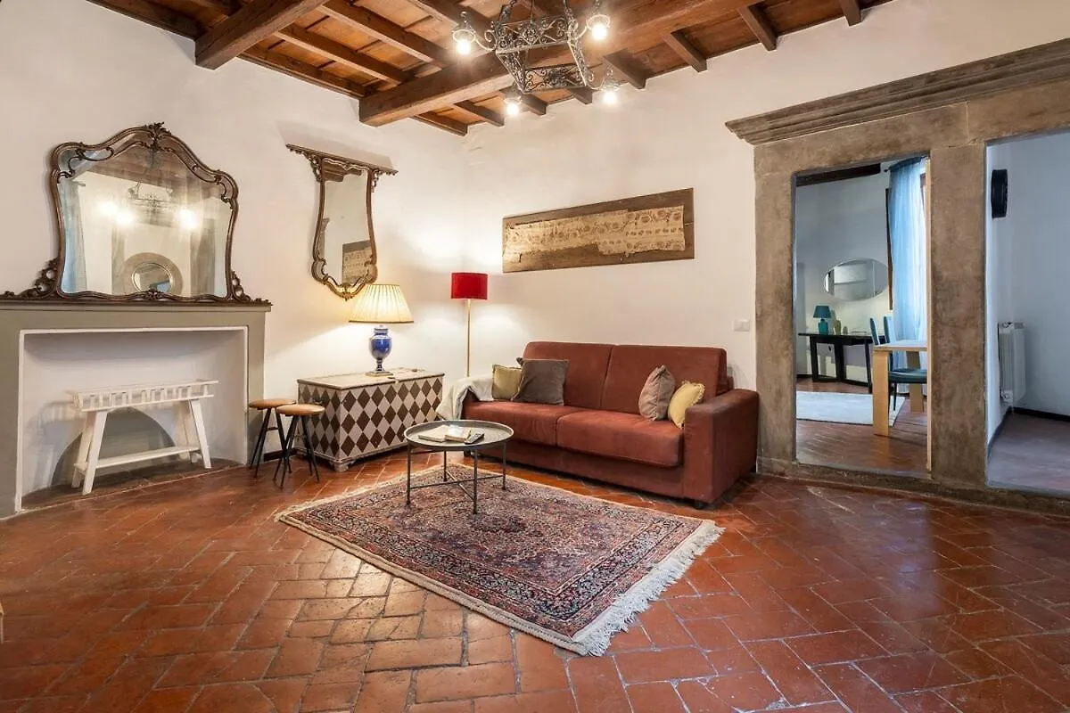 Ponte Vecchio Sprone Deluxe Apartment Florenz